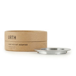 Urth Lens Mount Adapter: Compatible with M42 Lens to Canon (EF / EF-S) Camera Body